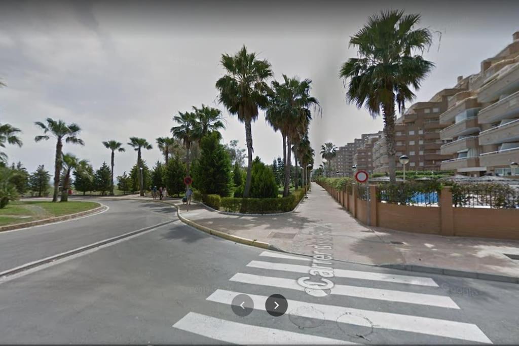 Primera Linea De Playa, Pies En La Arena, Marina D'Or Magic Word El Borseral Bagian luar foto