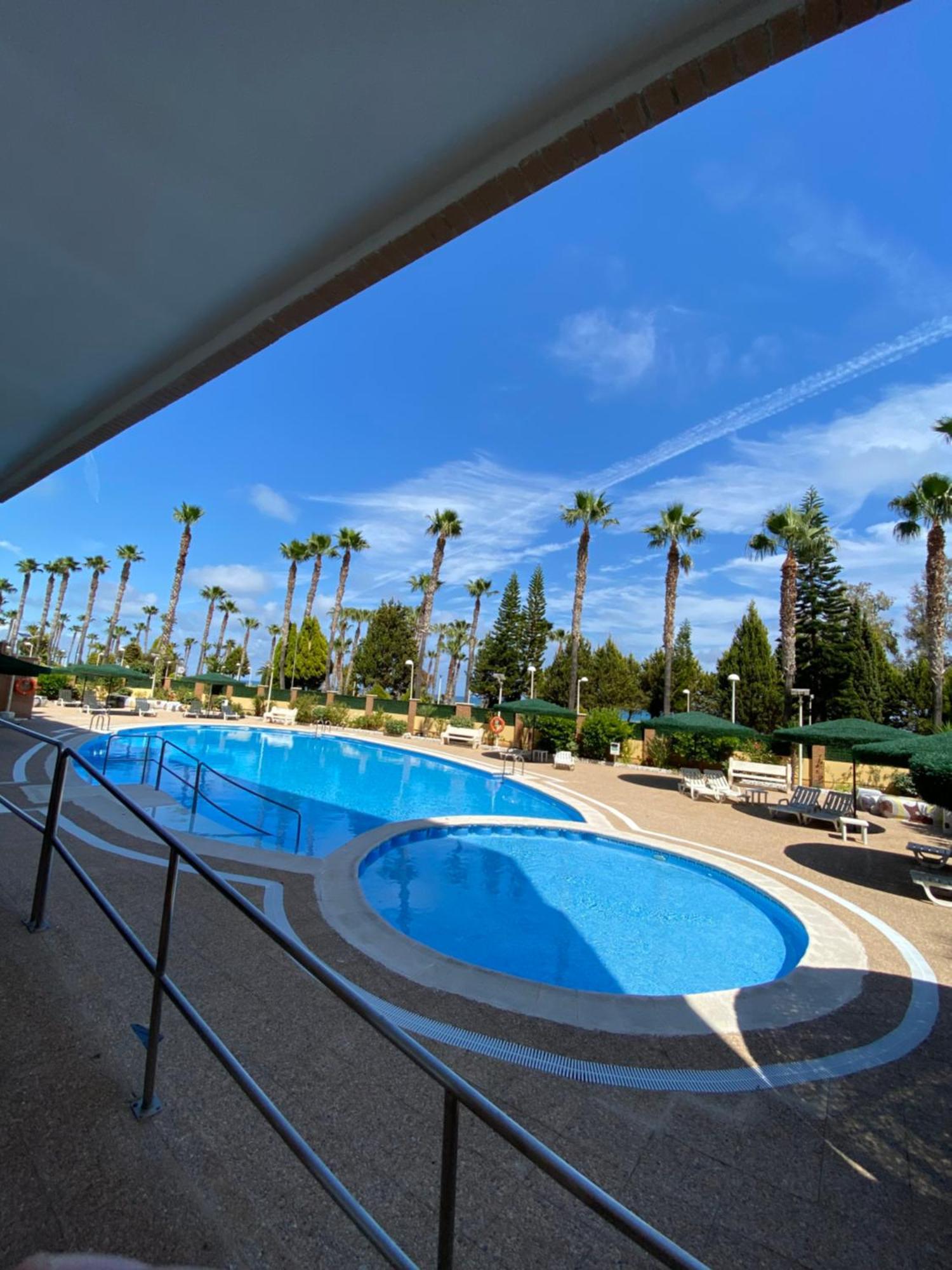 Primera Linea De Playa, Pies En La Arena, Marina D'Or Magic Word El Borseral Bagian luar foto
